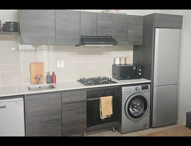 1 BEDROOM APARTMENT FOR SALE IN FOURWAYS